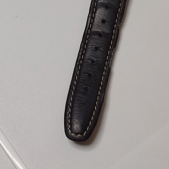 Guess Waterpro Watch With Black Leather Band - Picture 9 of 16